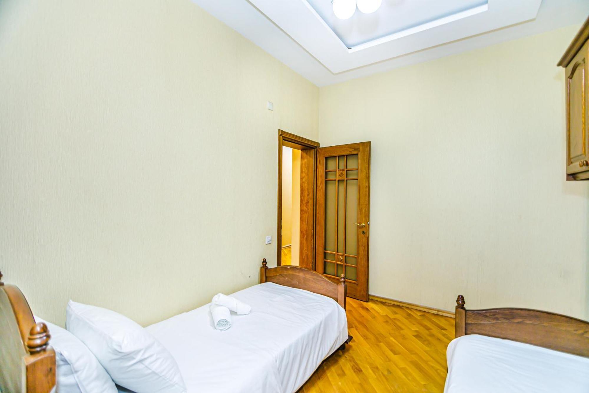 Nizami Apartment By Baku Housing Extérieur photo